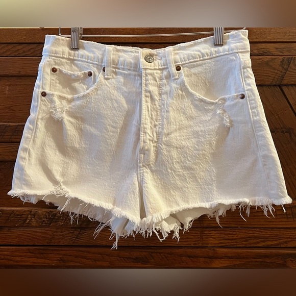 Abercrombie & Fitch High Rise The Mom Short White Denim Shorts Raw Hem sz 28 - Picture 3 of 9